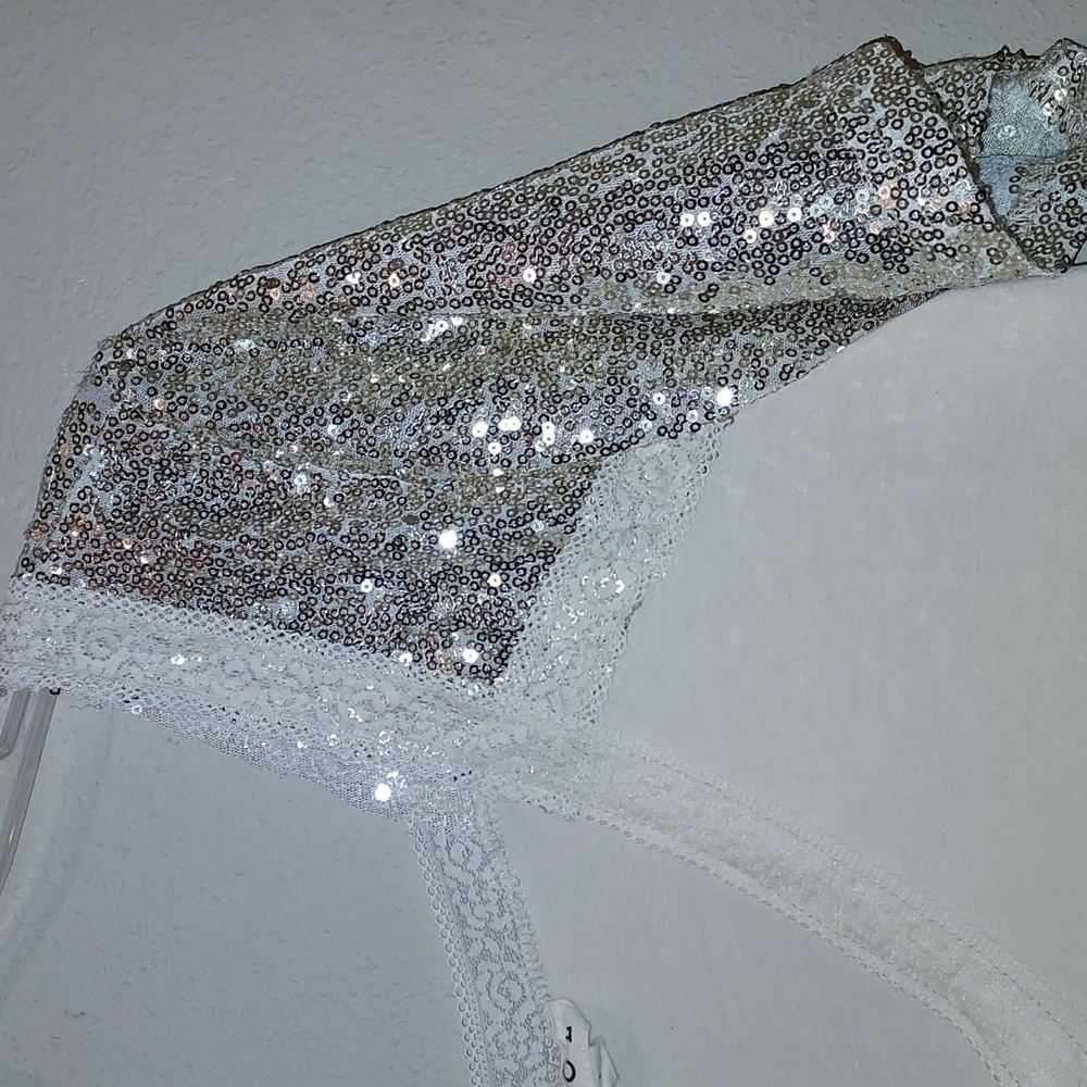 POL Blouse - Picture 3 of 8